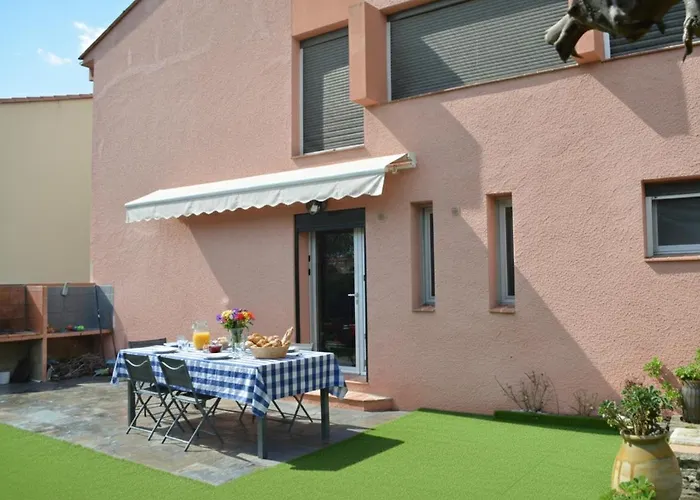 Maison بيت للعطل *